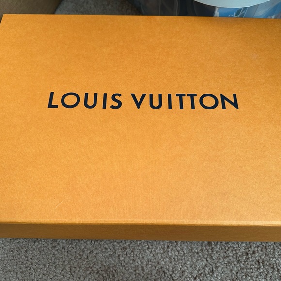 Louis Vuitton Pink Damier Front Row Line Sneakers. Size 34 EU/ 4W. - Picture 2 of 6